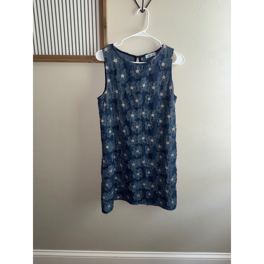 Taylor & Sage Blue Floral Embroidered Denim Shift Dress Womens Medium - Picture 2 of 8